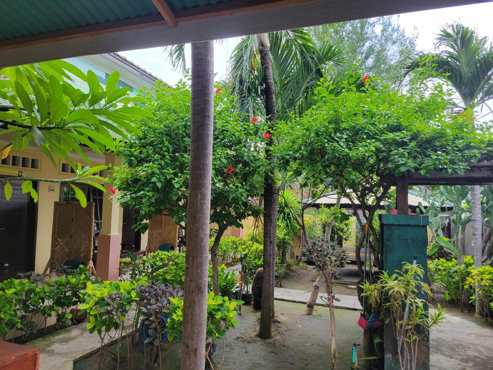 Koi Gili Guest House Gili Trawangan Esterno foto